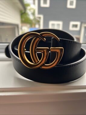 Gucci Black Leather Belt with Gold Double G Buckle